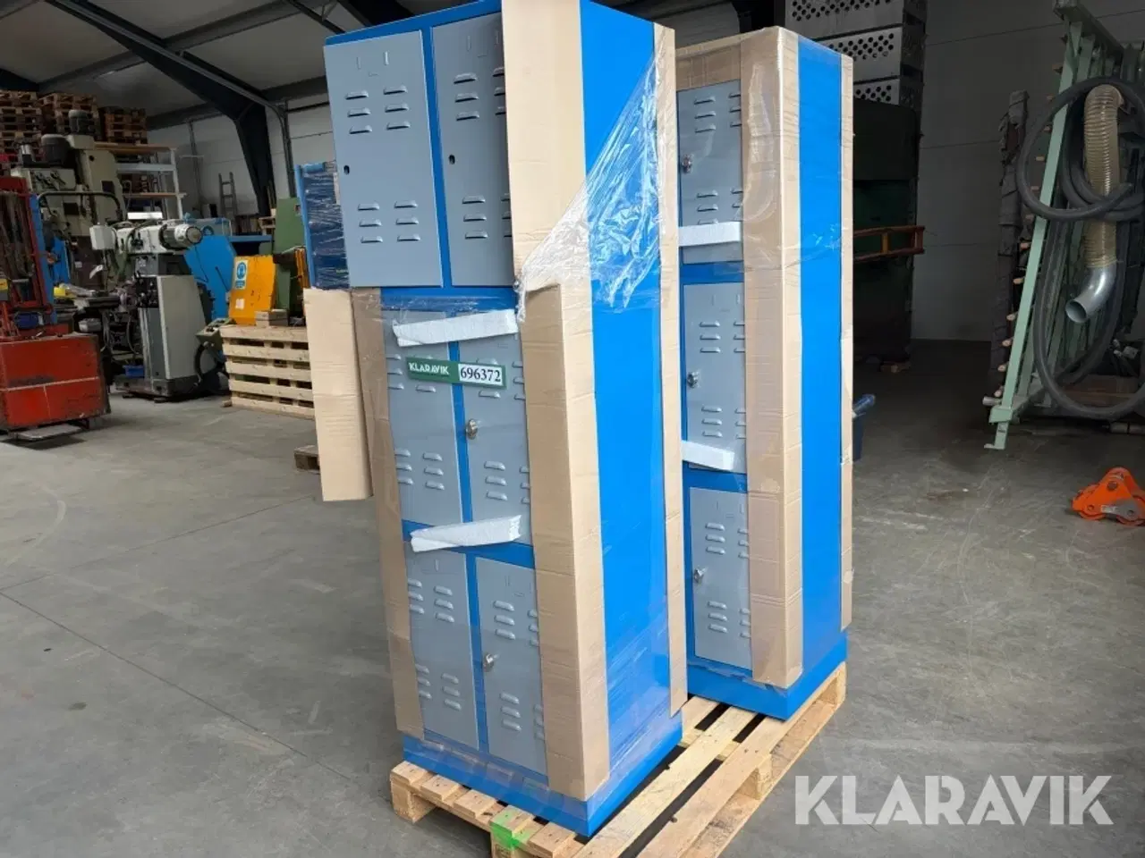 Billede 1 - Værkstedsskabe -2 styks