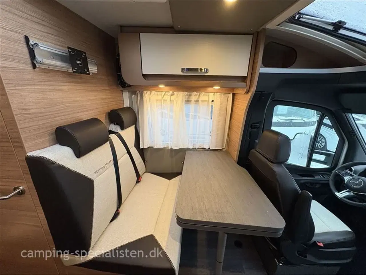 Billede 11 - 2026 - Weinsberg Pepper Edition MEG 640 Mercedes   Weinsberg CaraCompact 640 MEG Edition Pepper MB 2026 - Kan ses nu hos Camping-Specialisten.dk