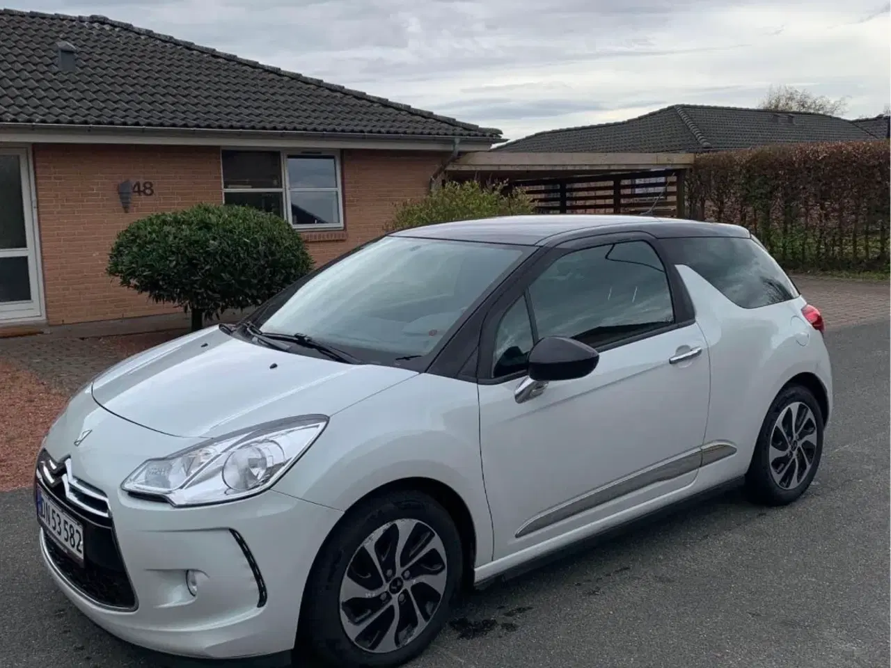 Billede 3 - DS 3 1.6 HDi – Økonomisk og velholdt bil til salg.