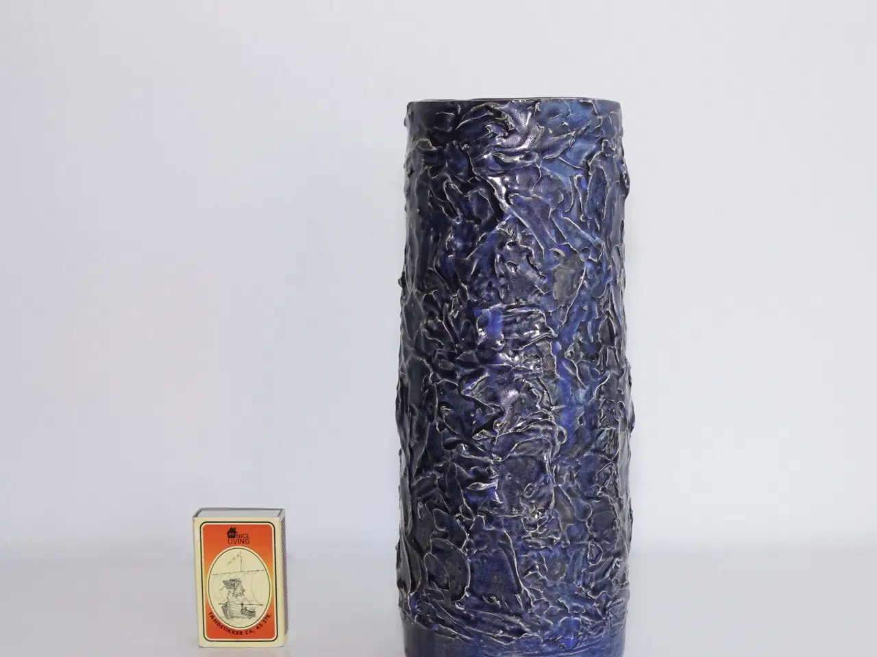 Billede 2 - Keramik vase med fint relief mønster