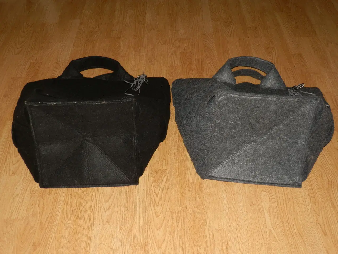 Billede 11 - To ZONE vasketøjsposer i grå og sort 