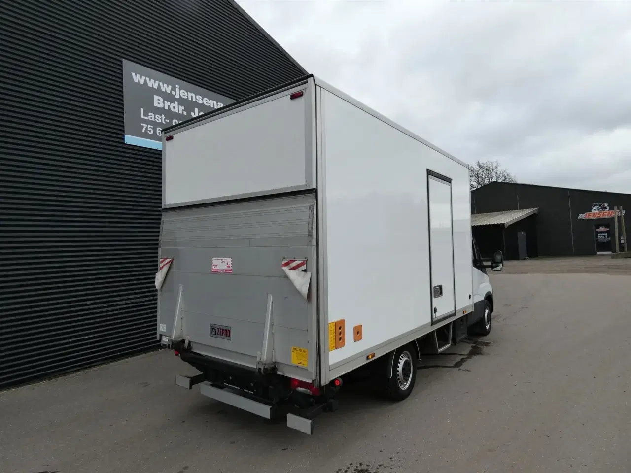 Billede 5 - Iveco Daily 35S14 2,3 D Alu.kasse m./lift 136HK Ladv./Chas. Man.