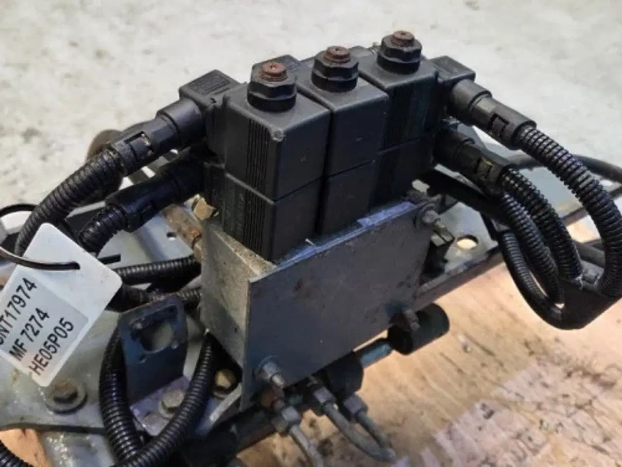 Billede 10 - Massey Ferguson 7274 Gearvælger Konsol 28785685
