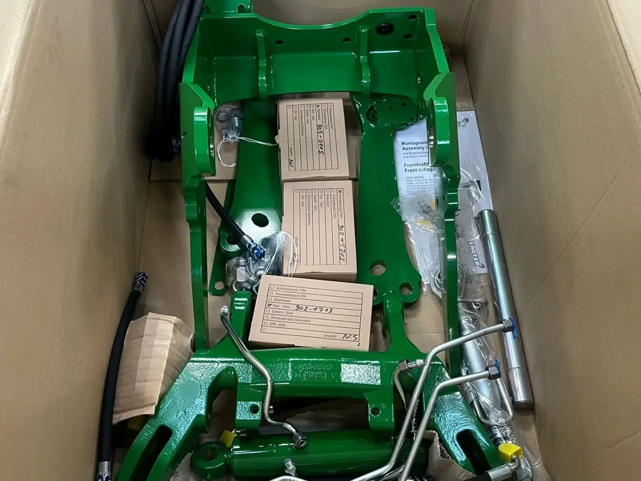 Billede 19 - Sauter Til John Deere Vi kan levere frontlifte til din John Deere traktor til en god pris.