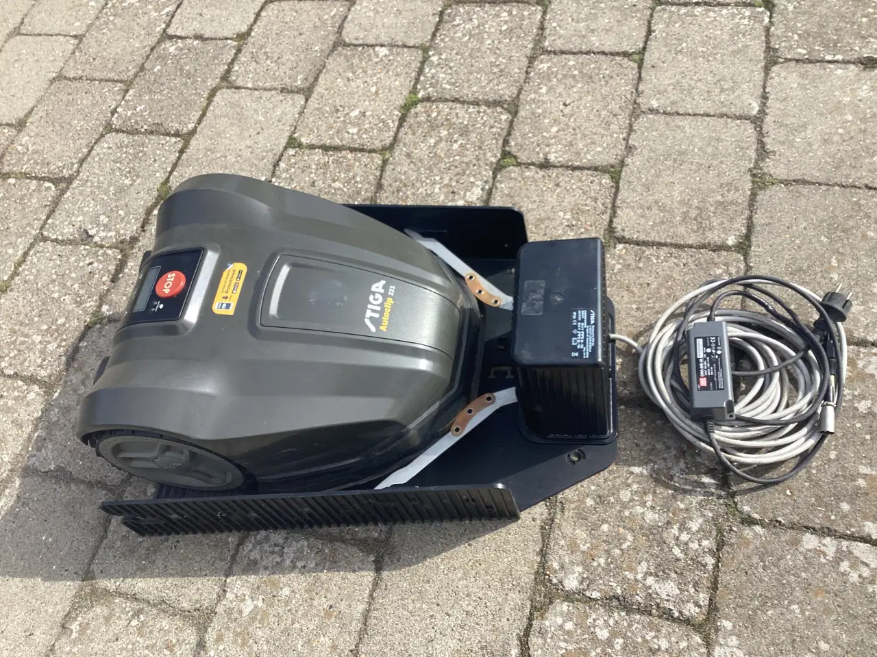 Billede 1 - Stiga Autoclip 221 Robotklipper