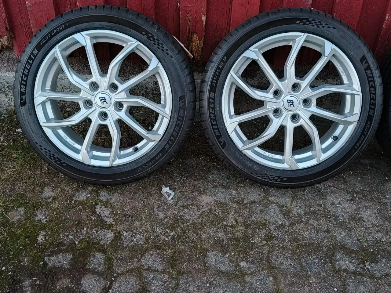 Billede 7 - Vw alufælge med sommerdæk 225/45/17"5x112