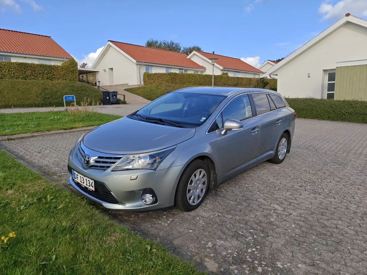Billede 1 - Toyota Avensis 1,8 VVT-i T2 Premium stc.