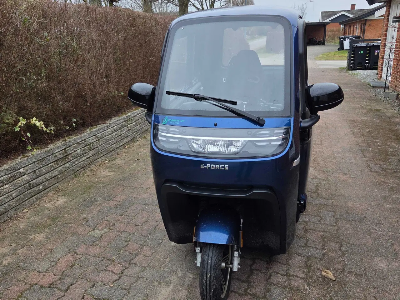 Billede 1 - Kabinescooter  e force r2