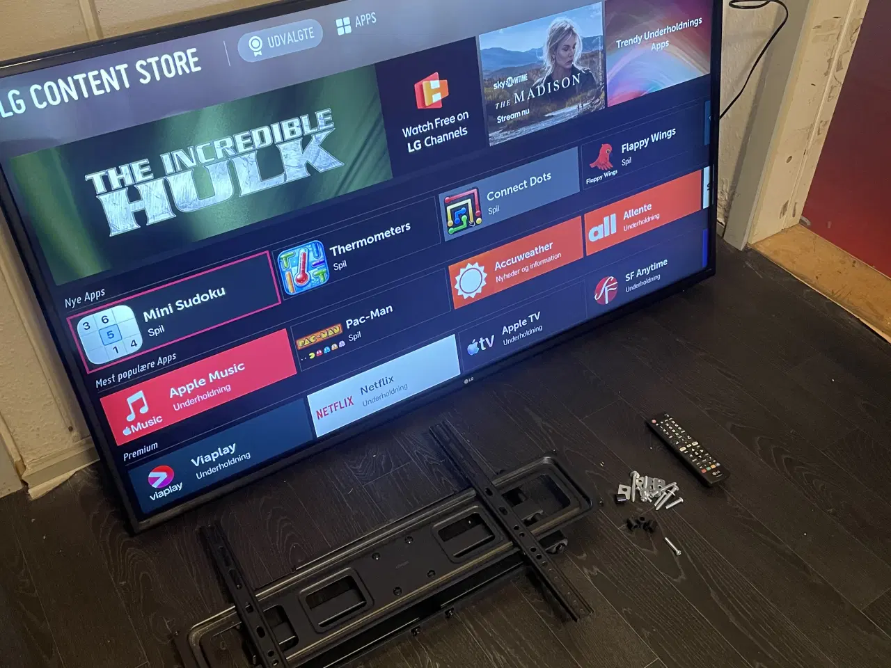 Billede 6 - Smart TV LG 55 tommer, med fjernbetjening og