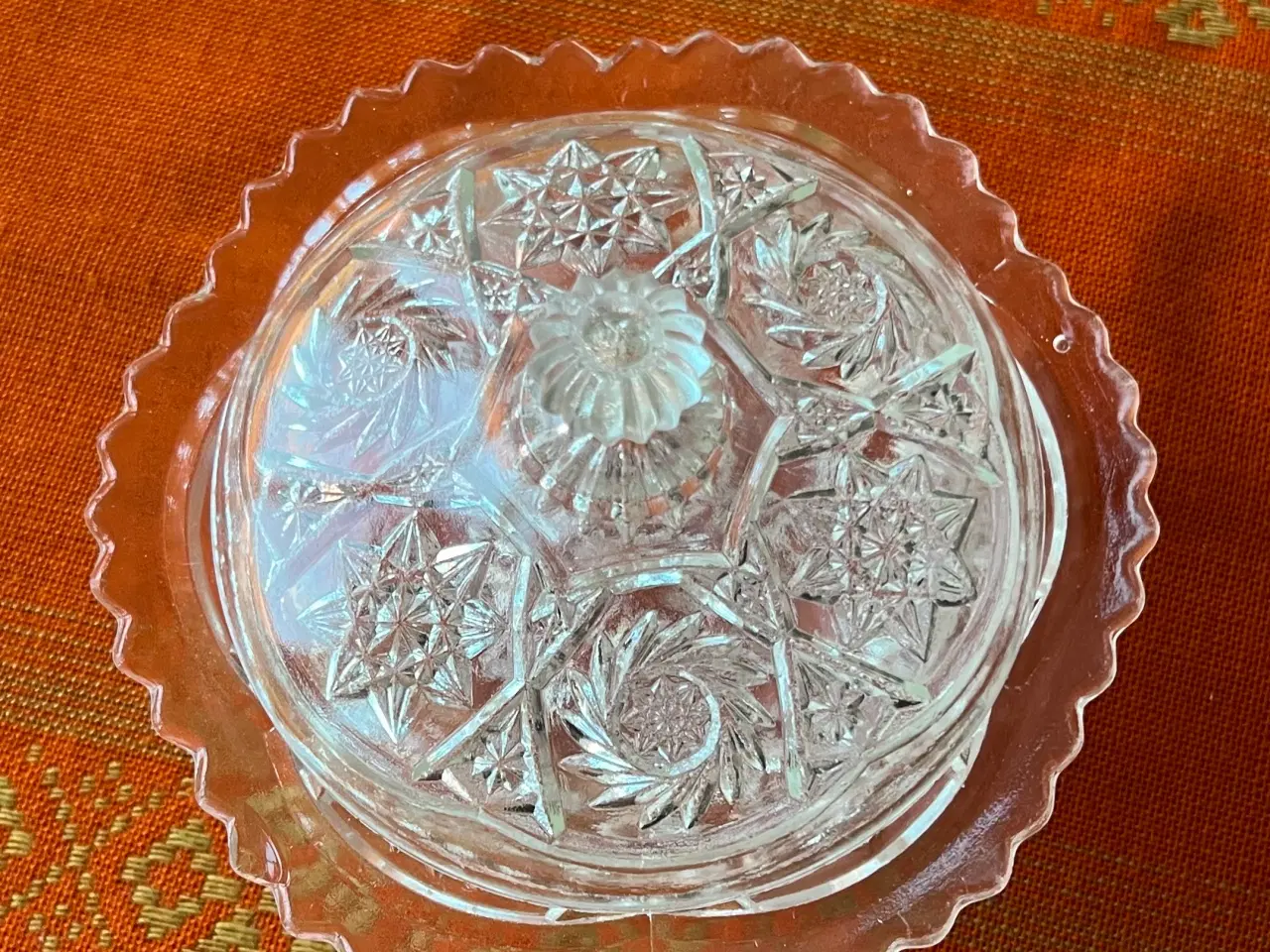 Billede 1 - Dekoreret bonbonniere glas skål med låg