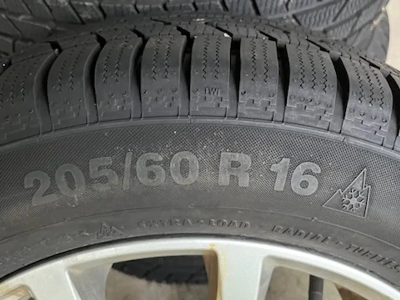 Billede 2 - VW 16” alufælge