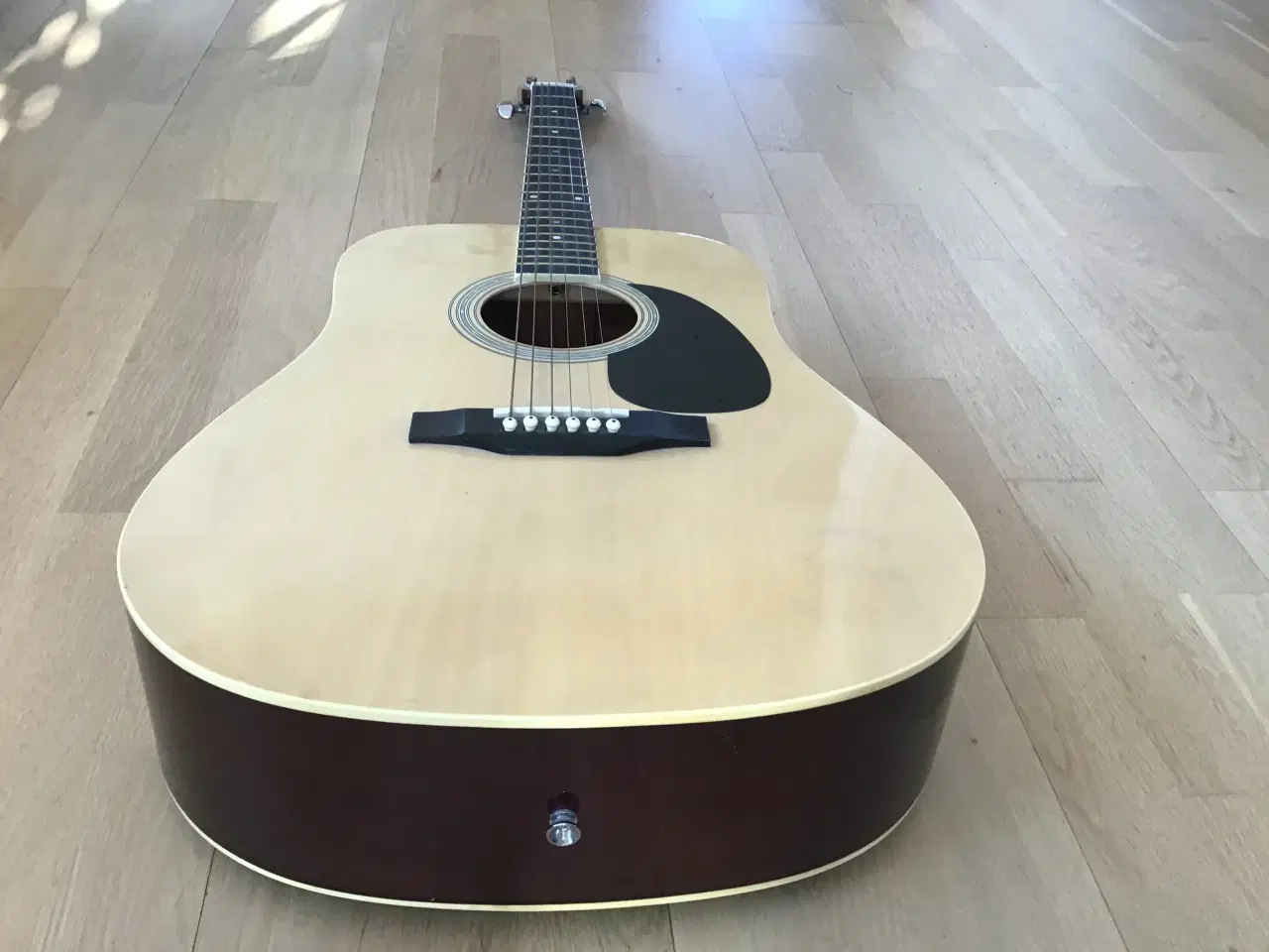 Billede 2 - Akustisk guitar B&B AUDIO