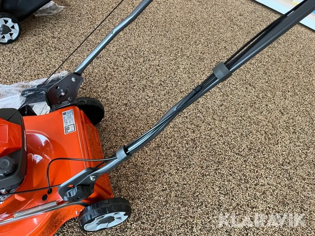 Billede 11 - Græsslåmaskine Husqvarna LB 256SP