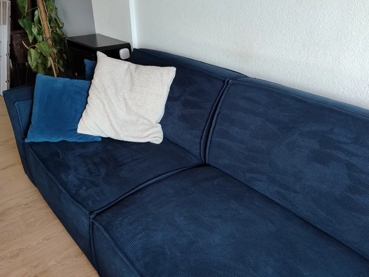 Billede 5 - Sofa med chaiselong, mørkeblå fløjl