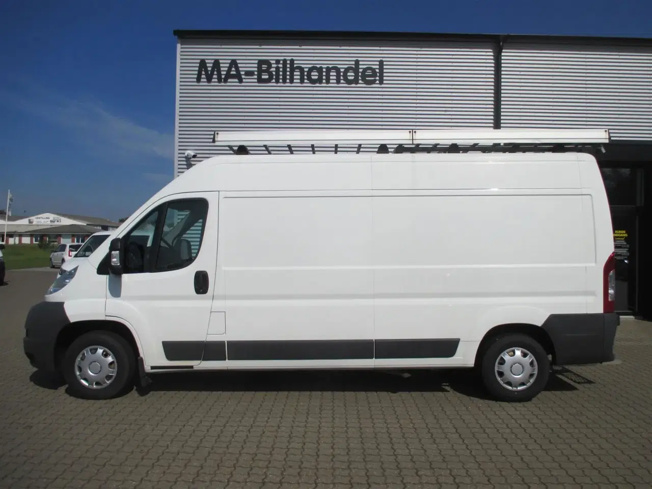 Billede 2 - Peugeot Boxer 333 L3H2 2,2 HDI 130HK Van 6g