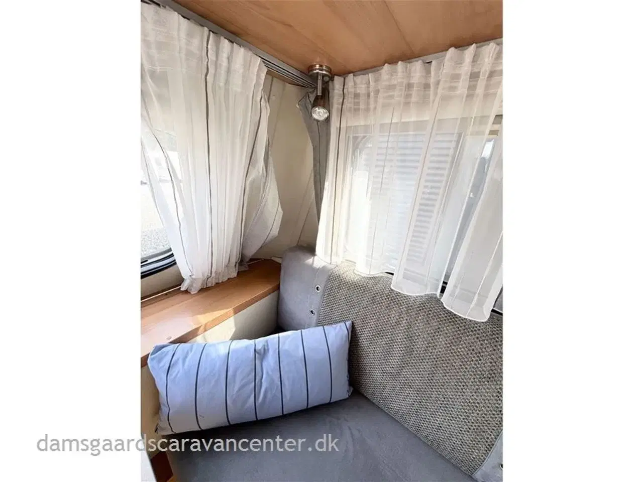 Billede 3 - 2015 - Hymer Feeling 425   Dobbeltseng-Mover-Let vogn