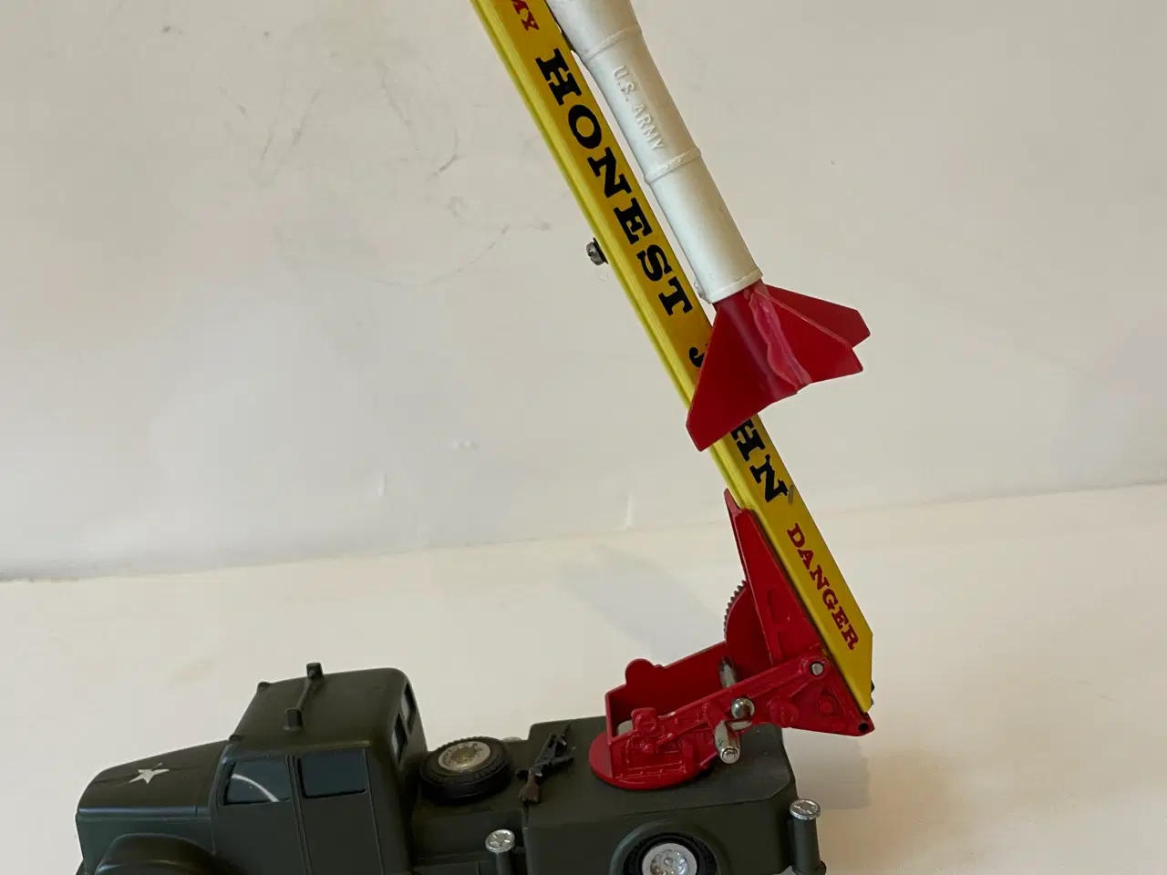 Billede 2 - Honset John raketbil. Tekno