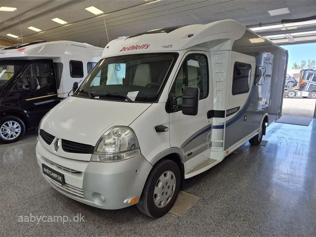 Billede 4 - 2011 - RENAULT Master Markise. cykelstativ. Lithium Batteri. gulvvarme. tv. Kun 54,000 Km!!! Sælges kun til CVR!!