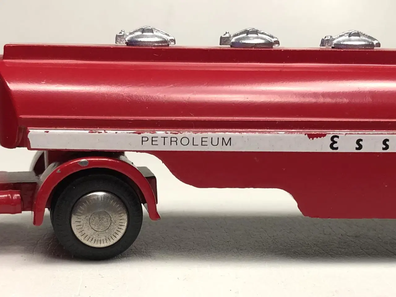 Billede 1 - TEKNO...VOLVO ESSO TANKBIL