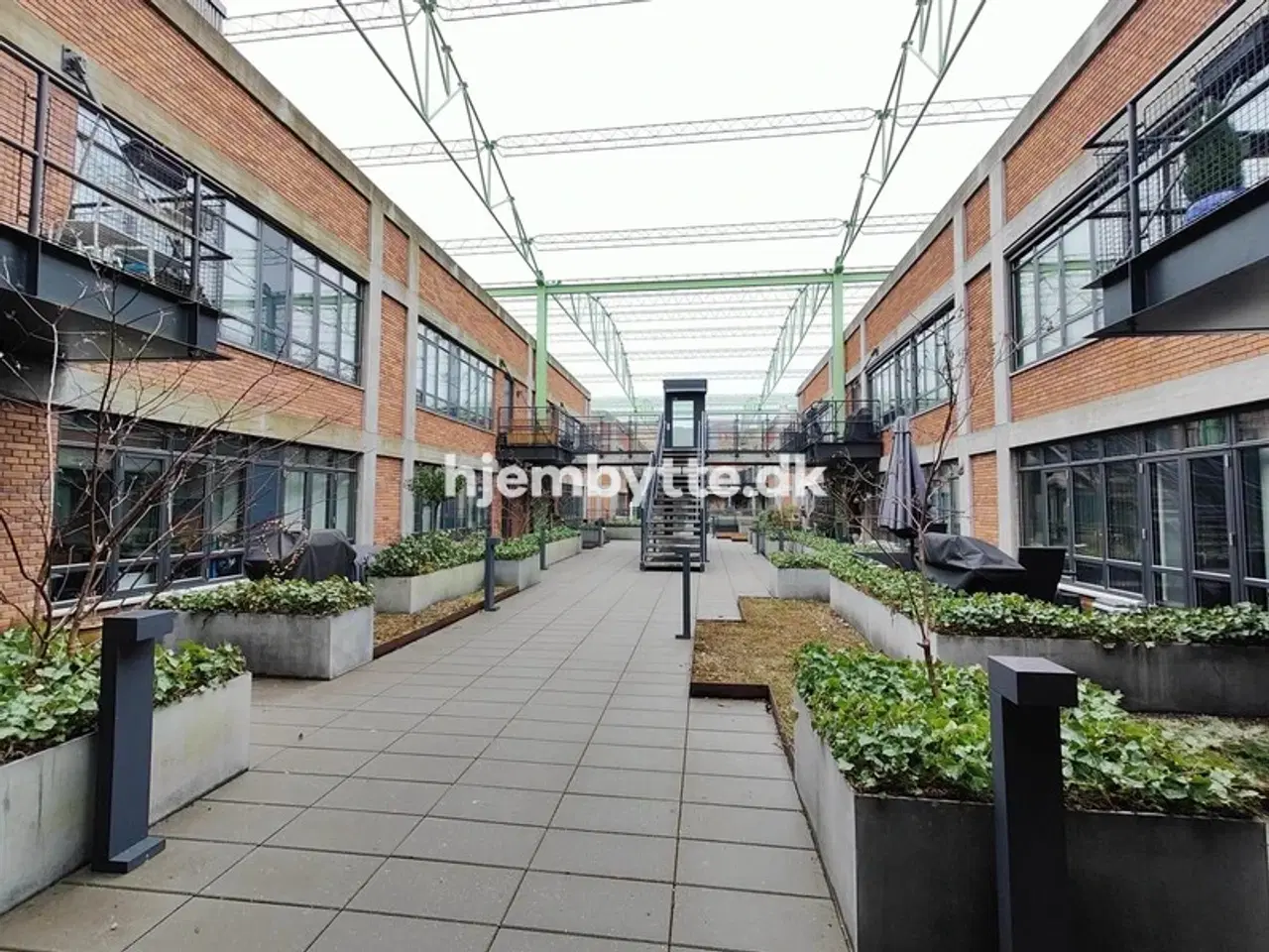 Billede 3 - Hjembytte - Flydedokken