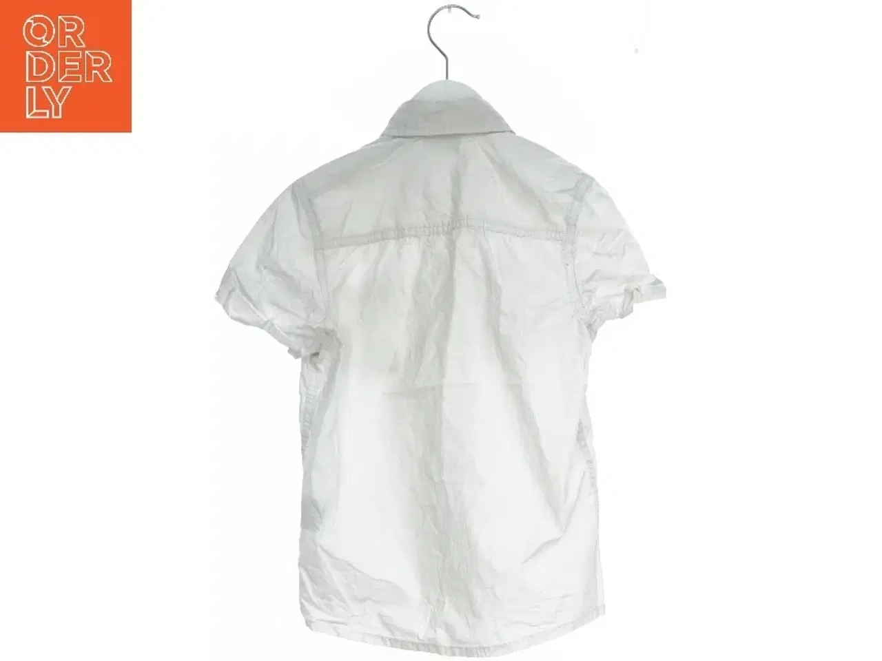 Billede 2 - Hvid kortærmet skjorte fra Vertbaudet (str. 128)