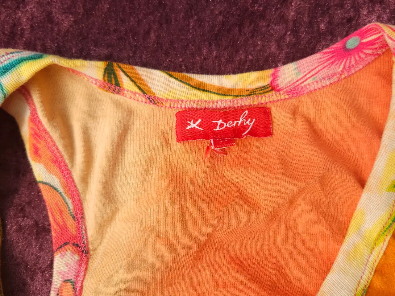 Billede 3 - Sød sommer tanktop fra derhy