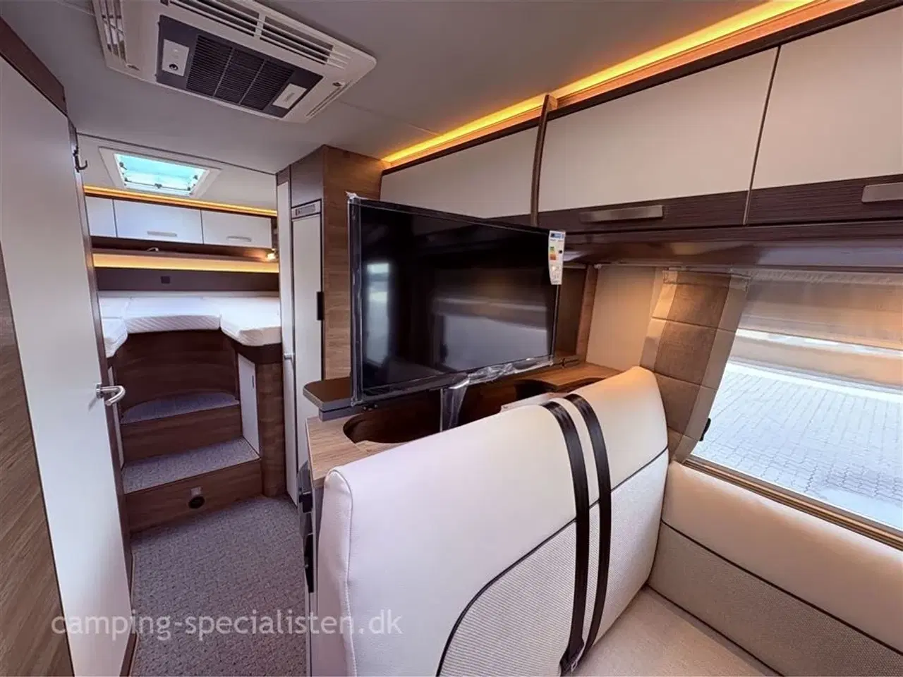 Billede 11 - 2020 - Knaus L!VE I 700 MEG 160 HK   Knaus L!VE I 700 MEG 2020 - kan nu ses hos Camping-Specialisten.dk