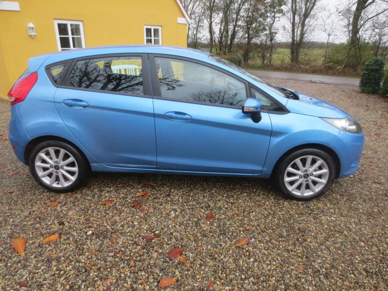 Billede 5 - Ford Fiesta 1.25 Årg 2011. Nysynet.