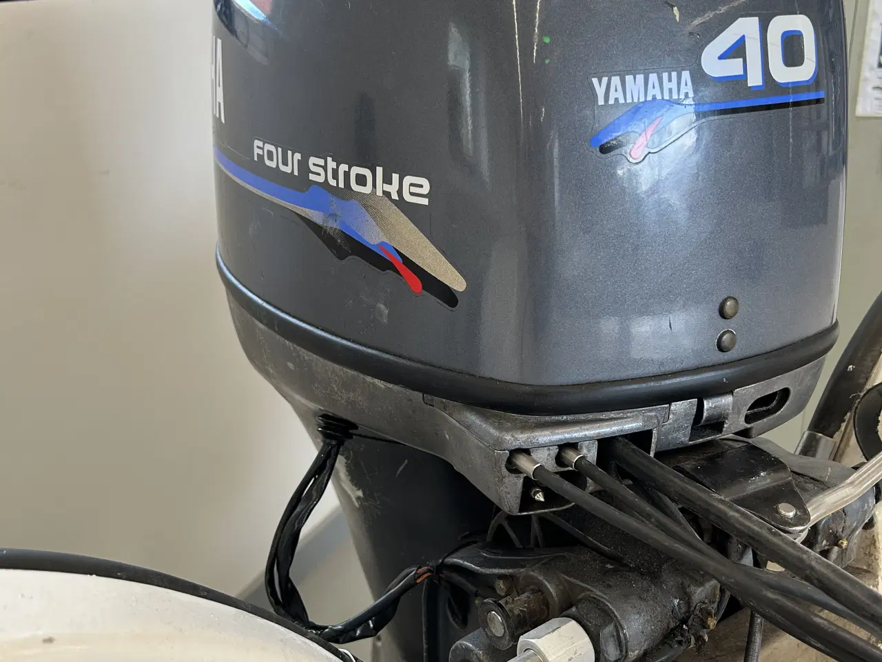 Billede 3 - Yamaha F40BETL – 40 HK 4-takt – 2004 – Power Trim