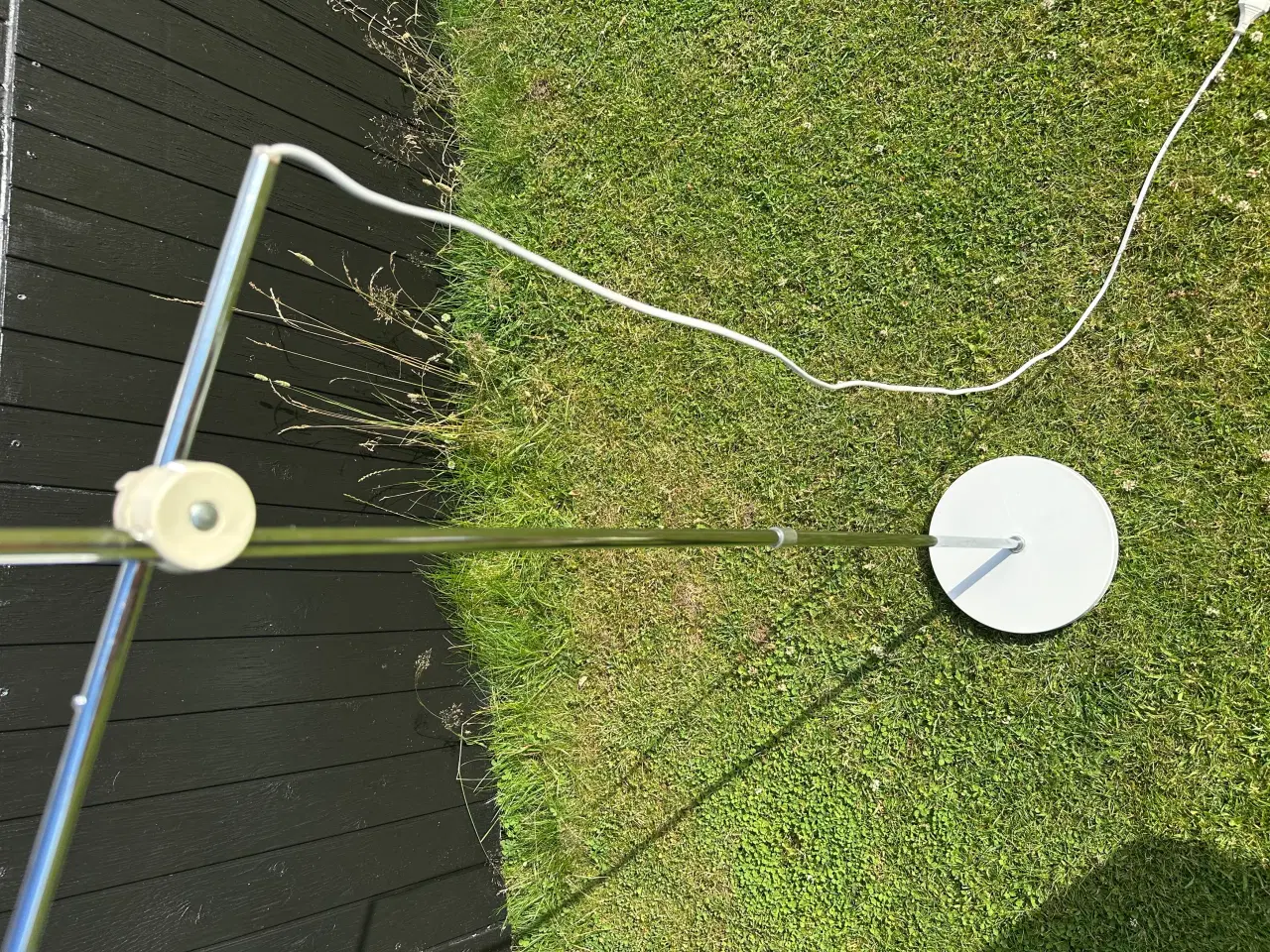 Billede 3 - Retro standerlampe i chrome og hvid