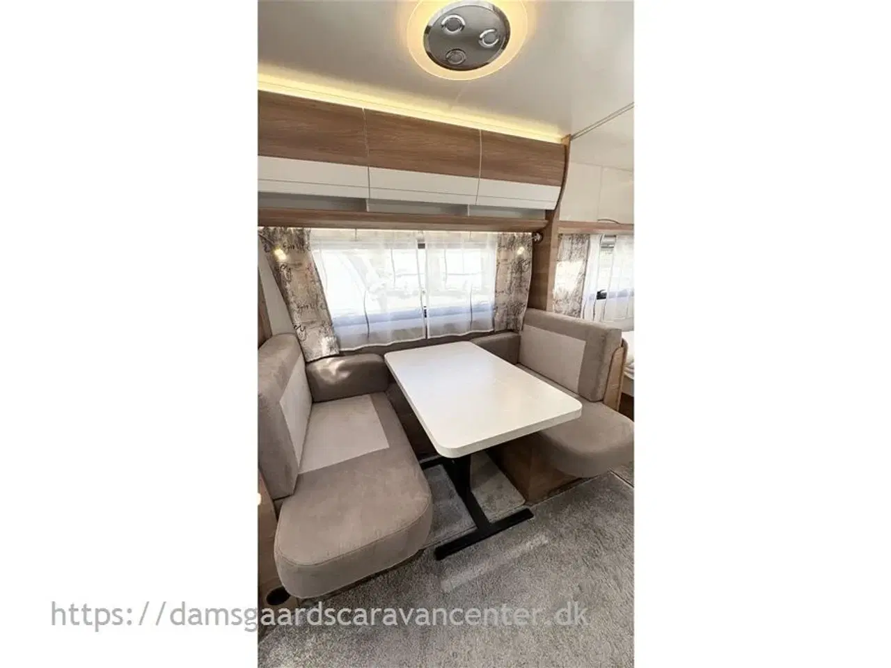 Billede 9 - 2022 - Hobby De Luxe 460 SFf   Queensbed-Gulvtemp.-Mover-Telt
