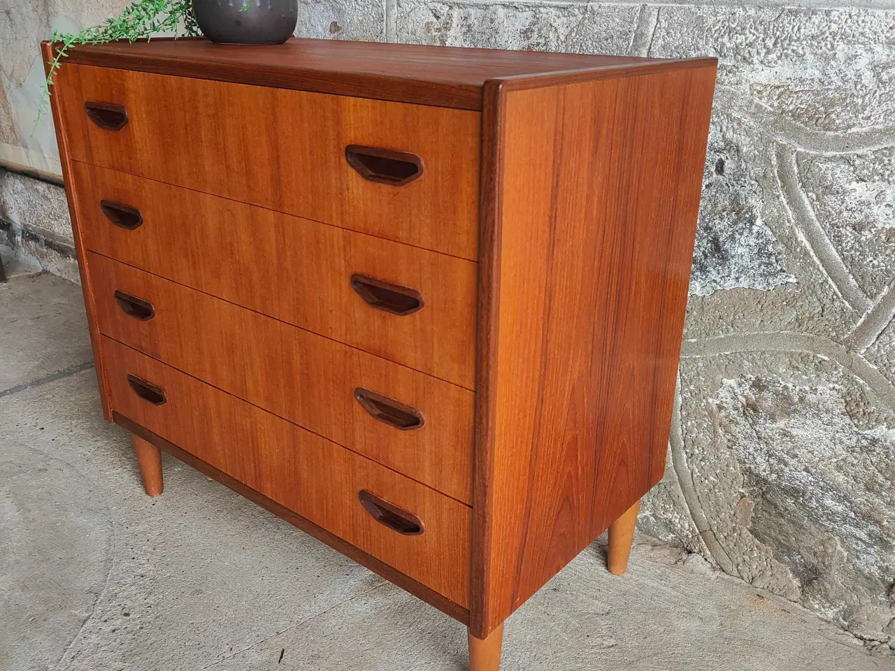 Billede 6 - Flot 4-skuffet teaktræs kommode på ben