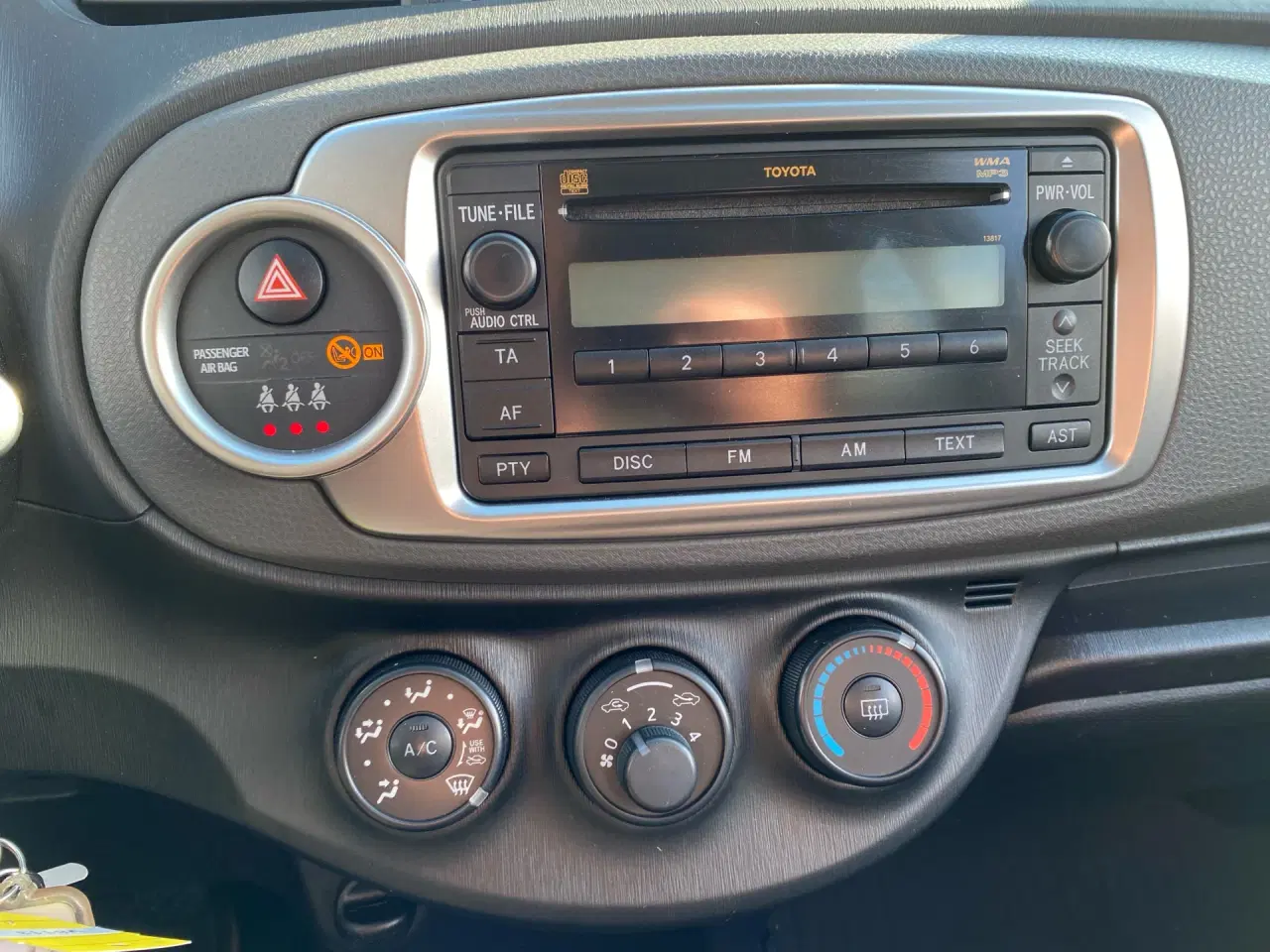 Billede 12 - Toyota Yaris 1,0 VVT-I T1 69HK 5d