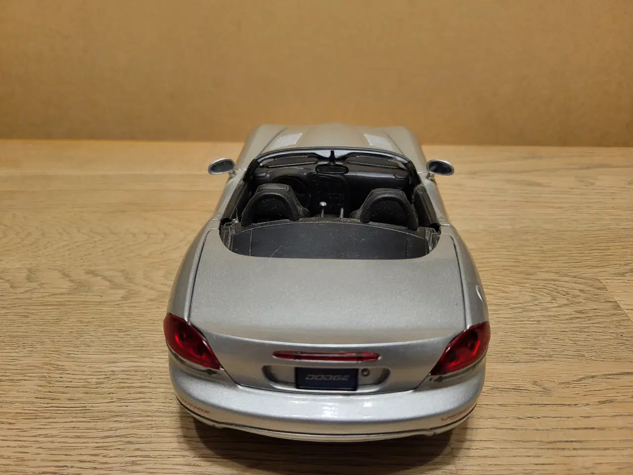 Billede 7 - Modelbil, Dodge Viper SRT-10 2007, skala 1/18