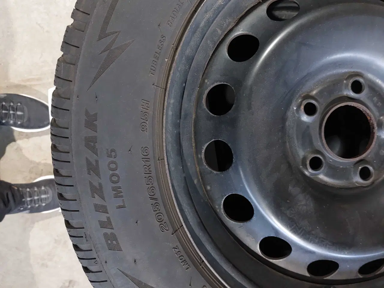 Billede 4 - Toyota Chr vinterhjul 16"