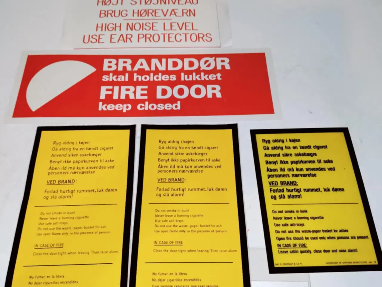 Billede 1 - divs skilte måske til det maritime rum