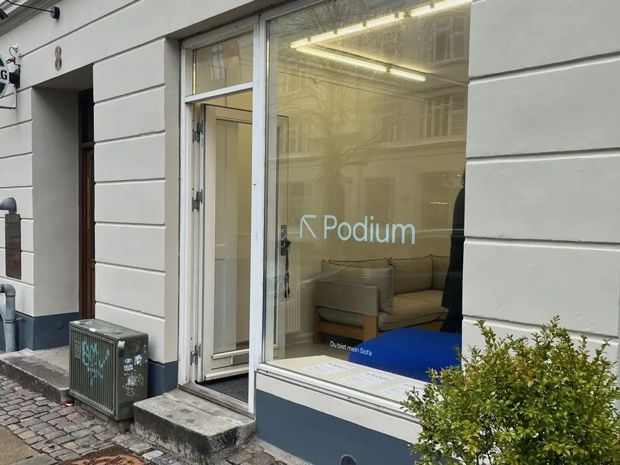 Billede 1 - 74 kvm dejligt lokale i Århusgade på Østerbro