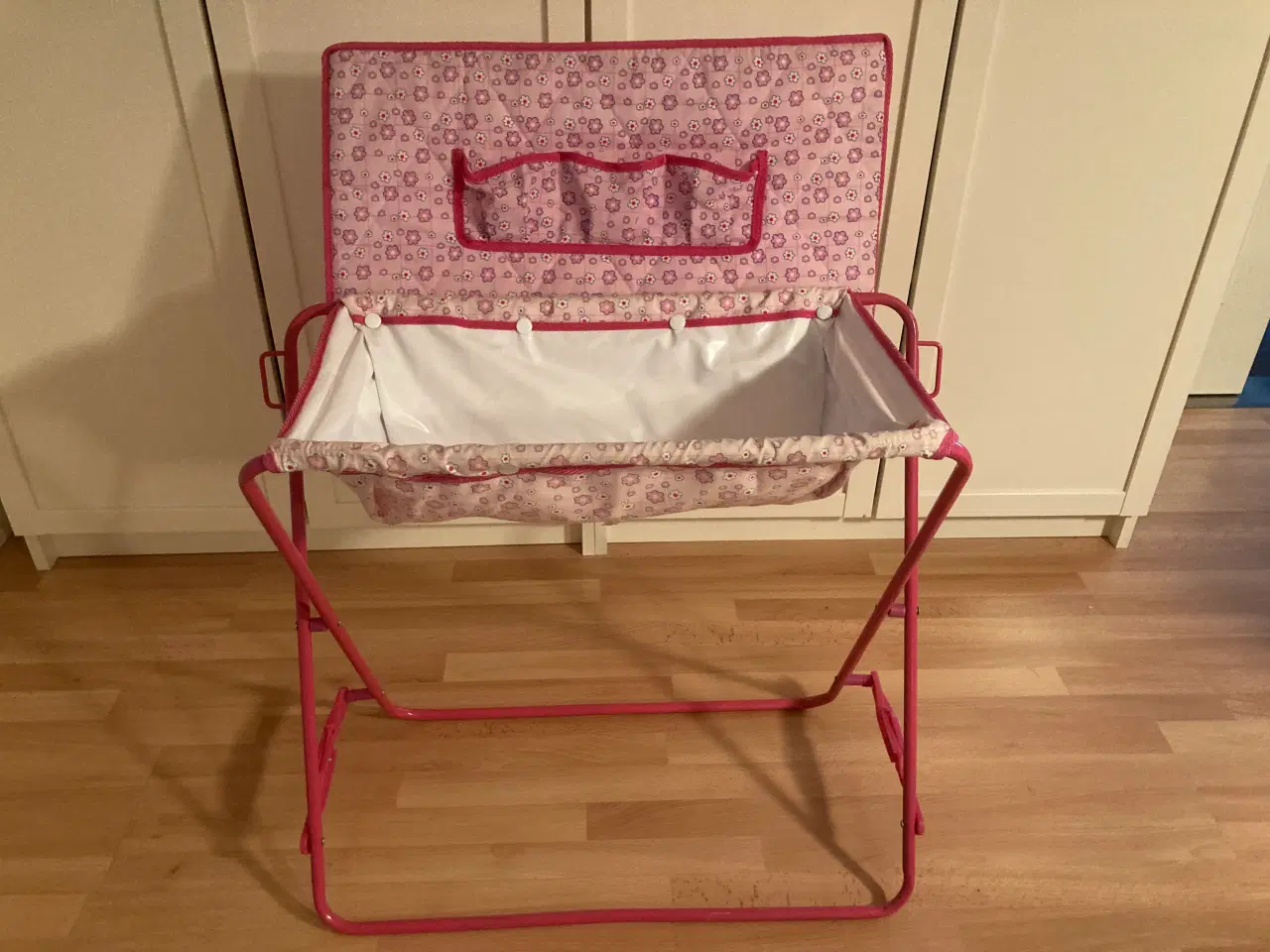 Billede 2 - Baby Born puslebord