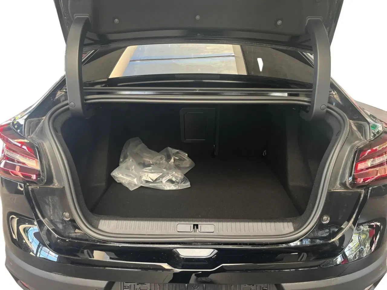 Billede 16 - Citroën ë-C4 X 50 Palais