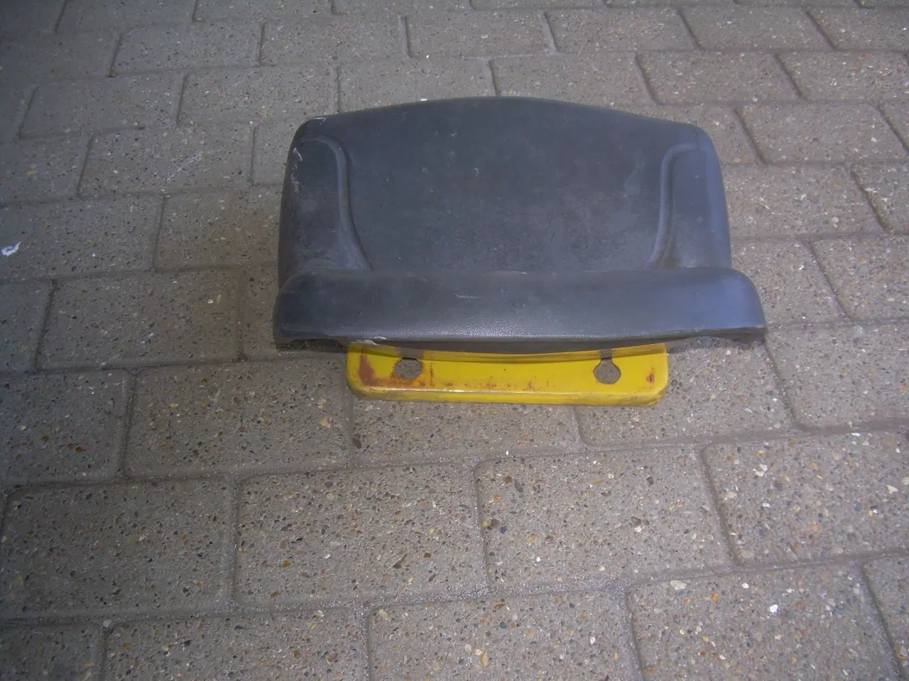 Billede 2 - FIN Sædde til Havetraktor