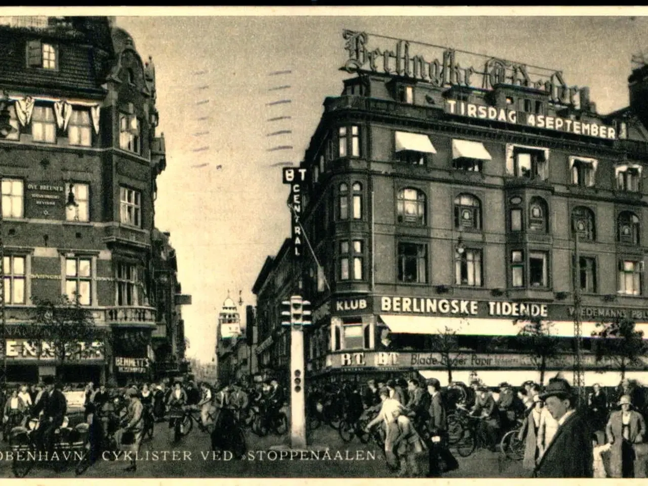 Billede 1 - København - Cyklister ved "Stoppenaalen" - JCO 510