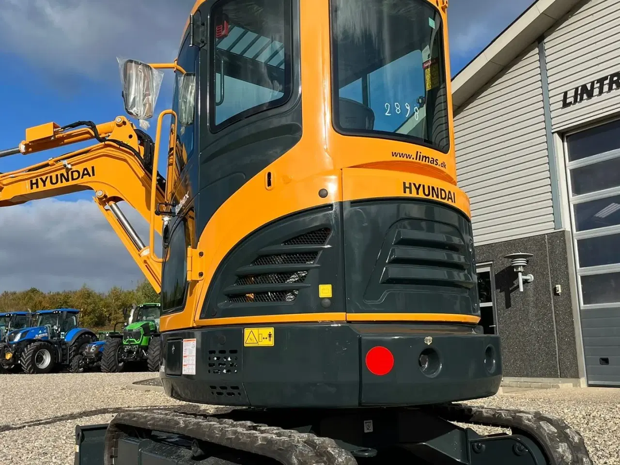 Billede 6 - Hyundai R25Z-9AK Robex med Tilt-Mann tilt skifte samt Engcon skovl. Udlejes, også med forkøbsret.