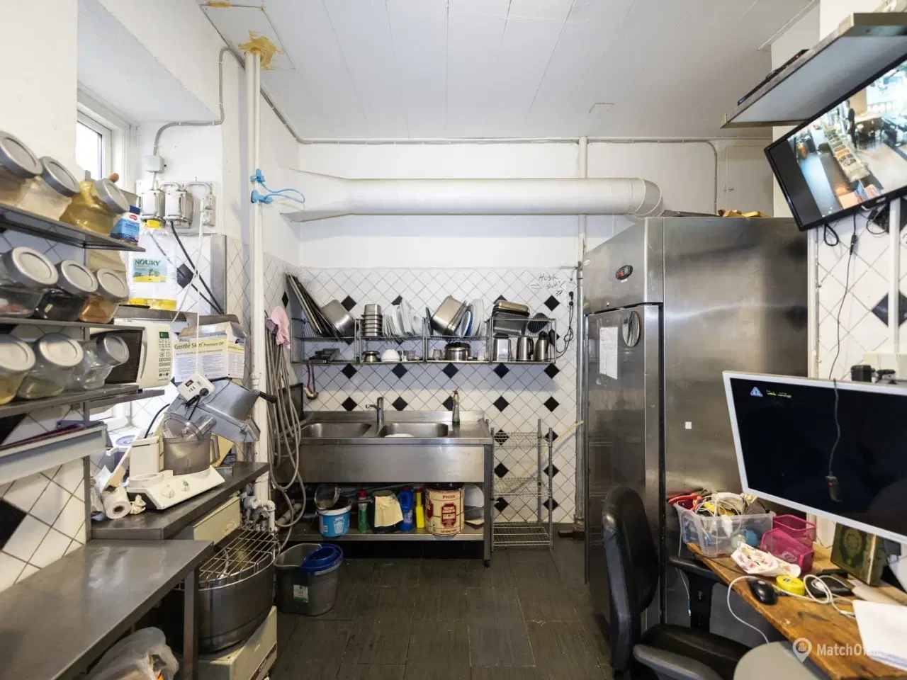 Billede 10 - Velindrettet erhvervsandel med stor synlighed på Vesterbro