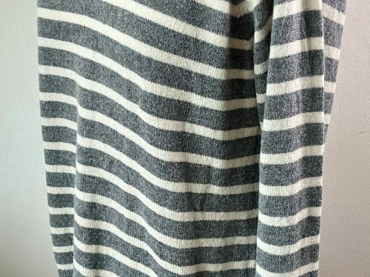 Billede 3 - GANNI, stribet strikbluse, str XL