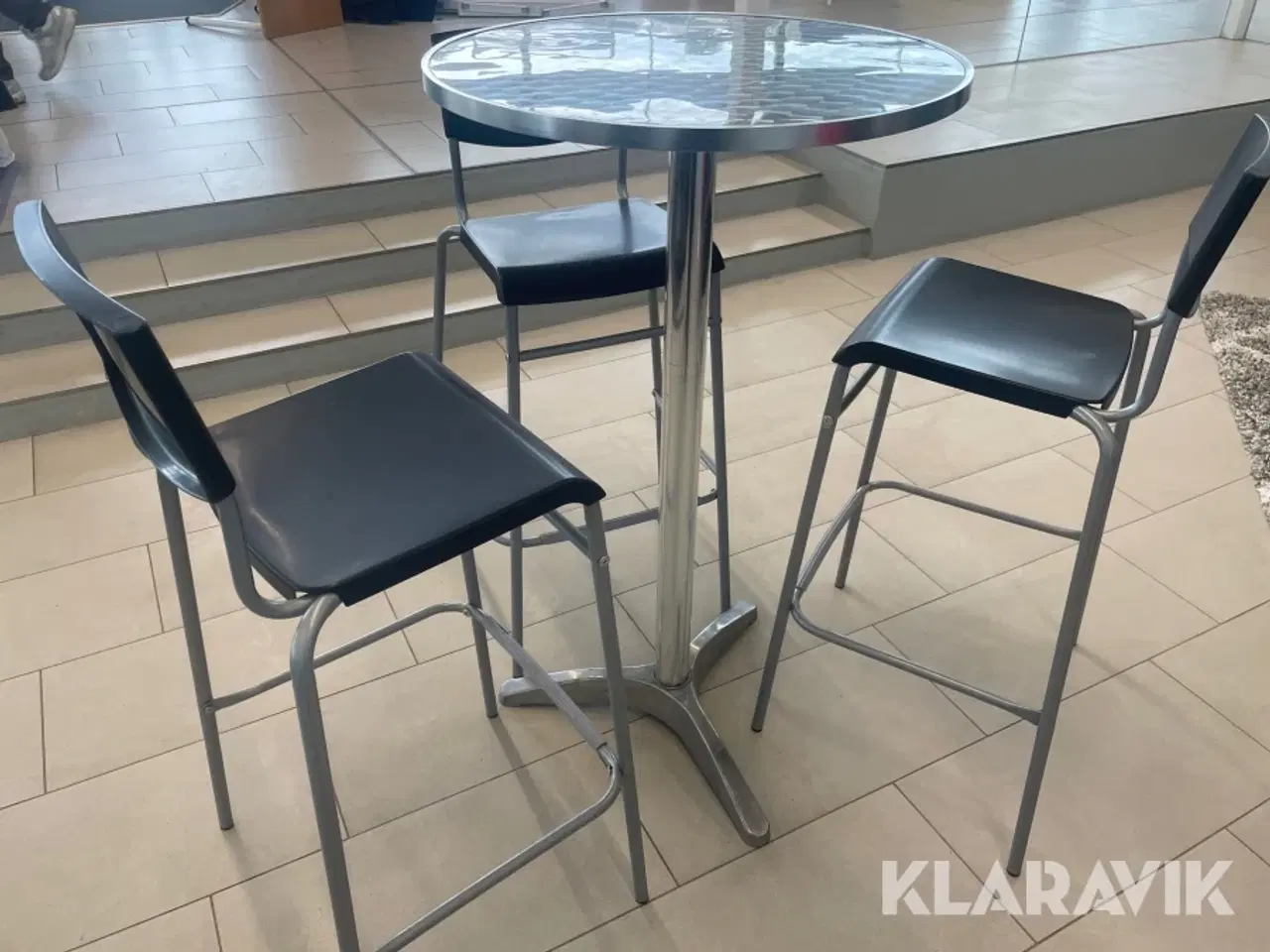 Billede 9 - Café bord plus barstole