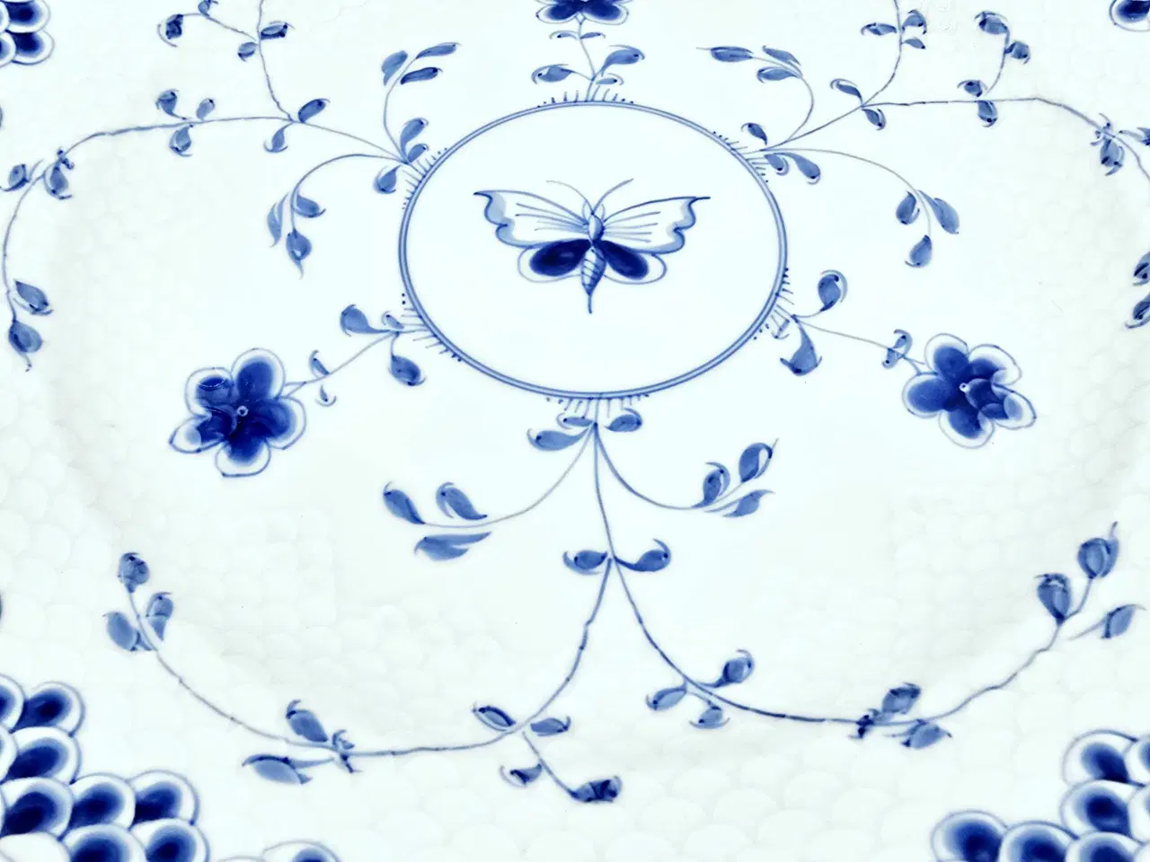 Billede 2 - Dickens Sommerfugl Stort Rundt Fad Porcelæn 