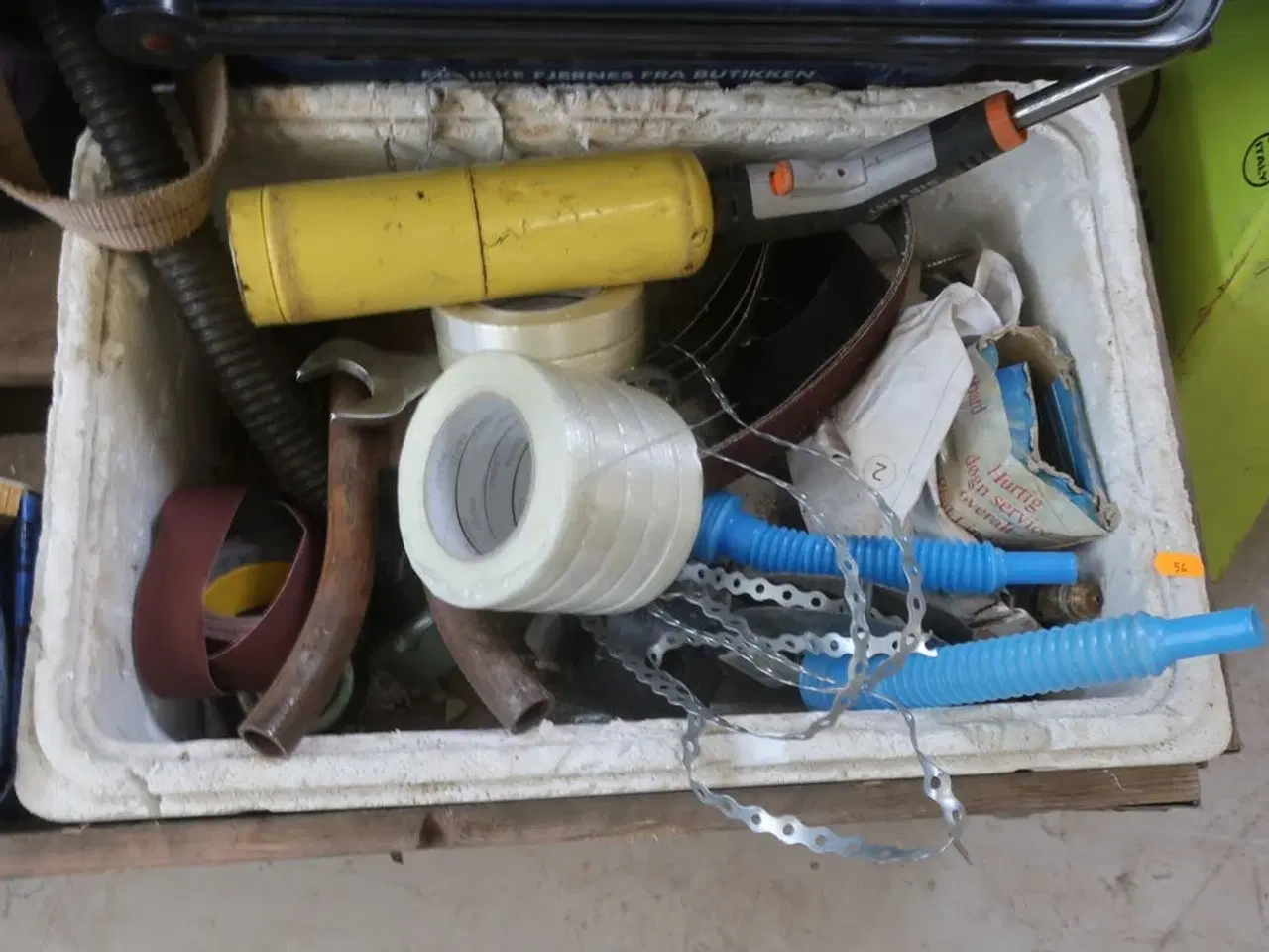 Billede 2 - Slibeskiver, kabeltromle, tape, sandpapir m.m.