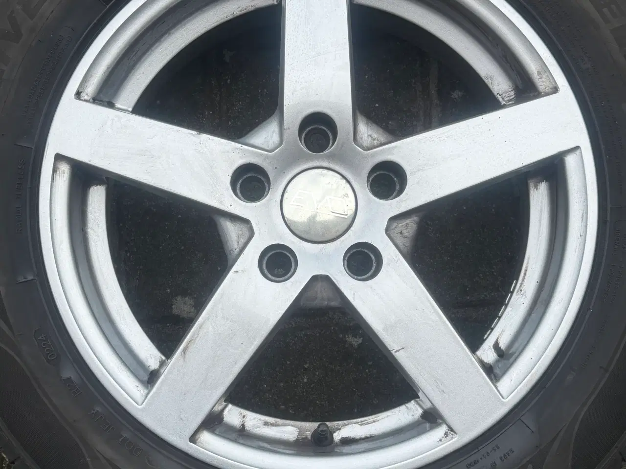 Billede 2 - Alufælge med gode sommerdæk