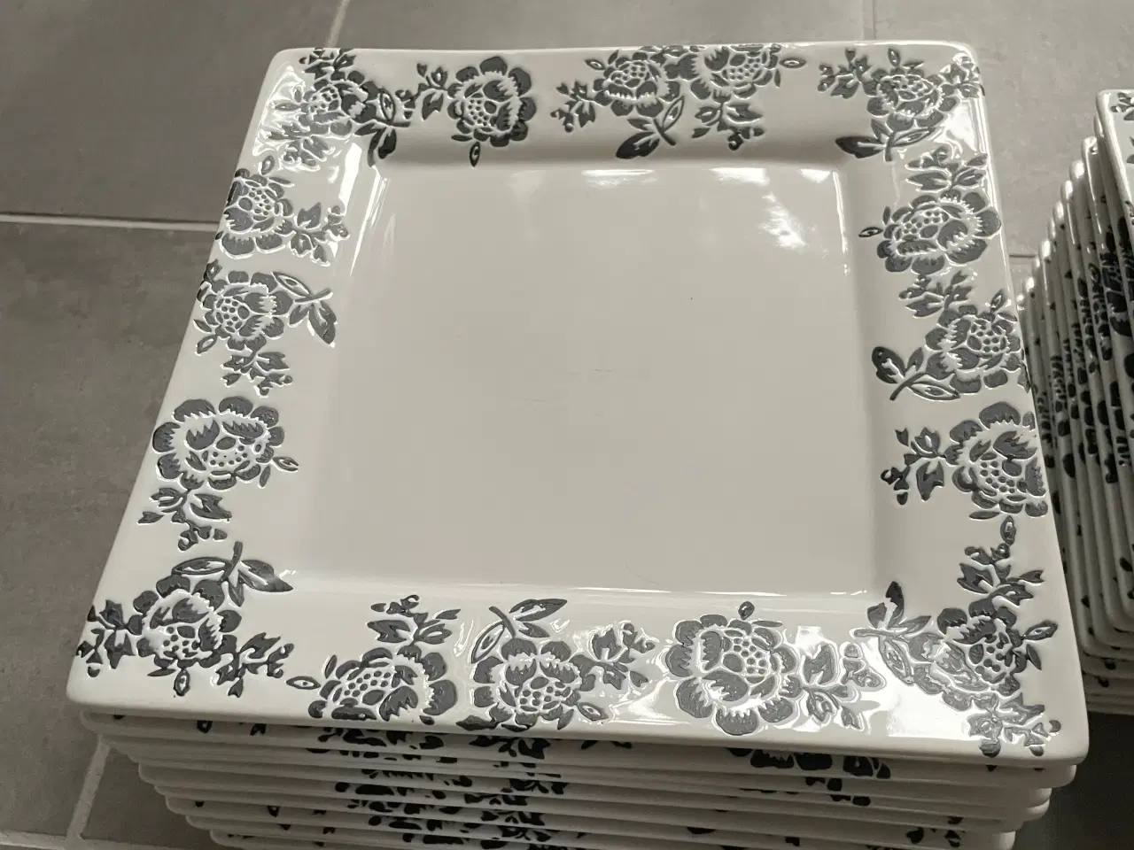 Billede 2 - Marie Sohl tallerkener og krus.