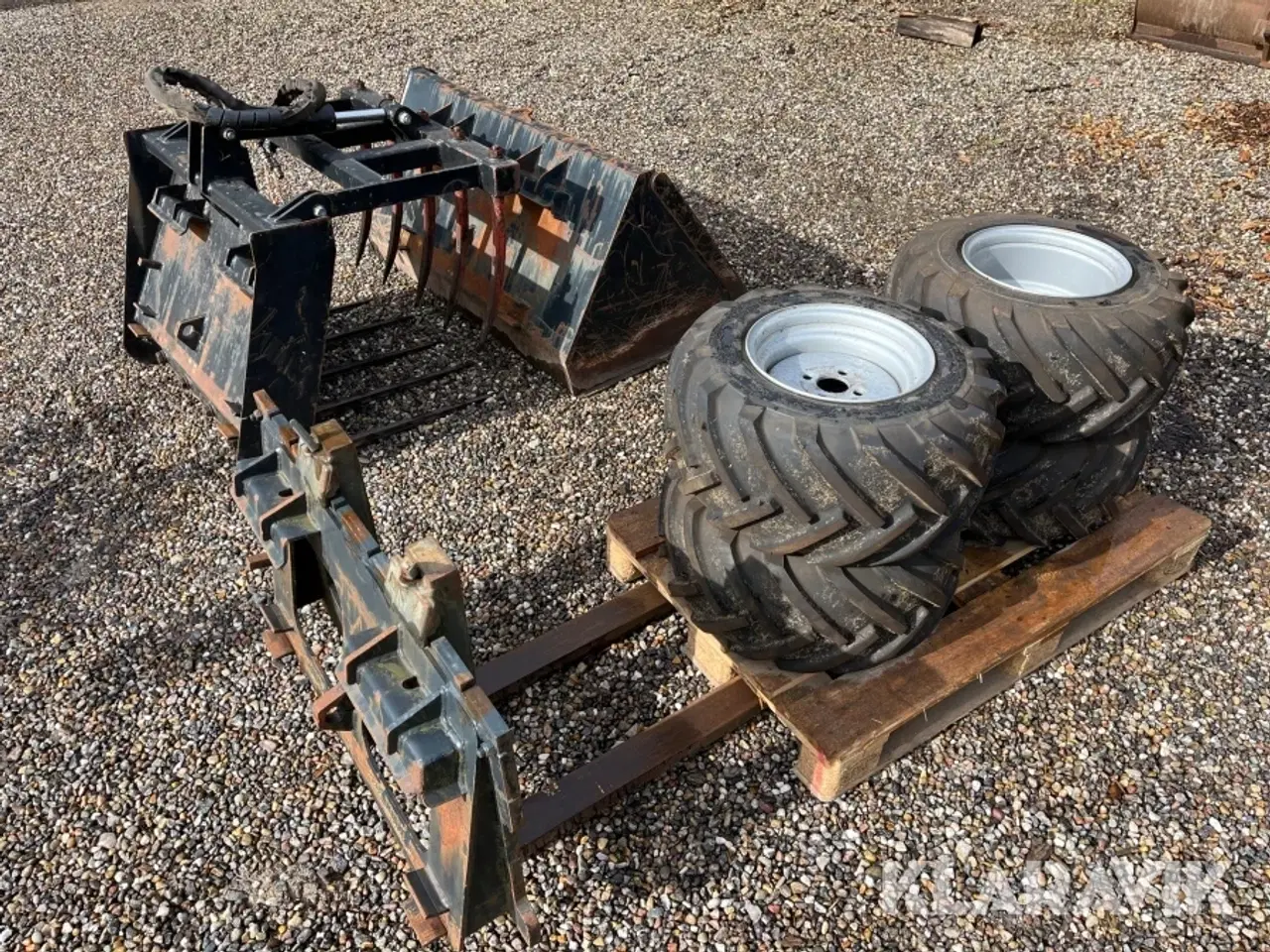 Billede 6 - Minilæsser Thaler KL 222/A med redskaber og ekstra hjul